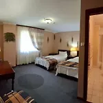 Zielona 게스트하우스