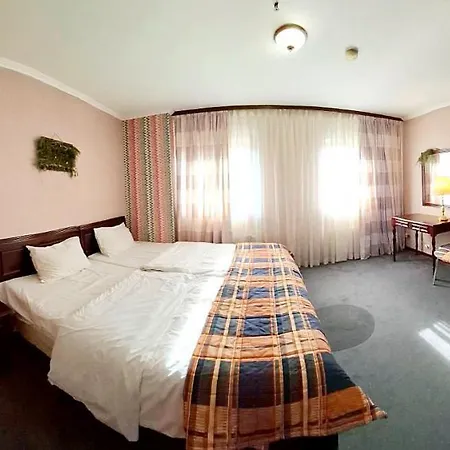 Zielona - Sauna! ゲストハウス 3*